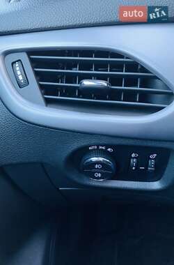 Универсал Opel Astra 2016 в 