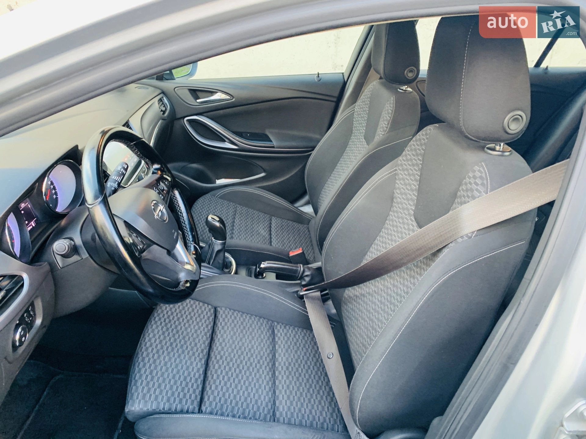 2016 Opel Astra - мініатюра 23