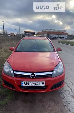 Универсал Opel Astra 2006 в Овруче