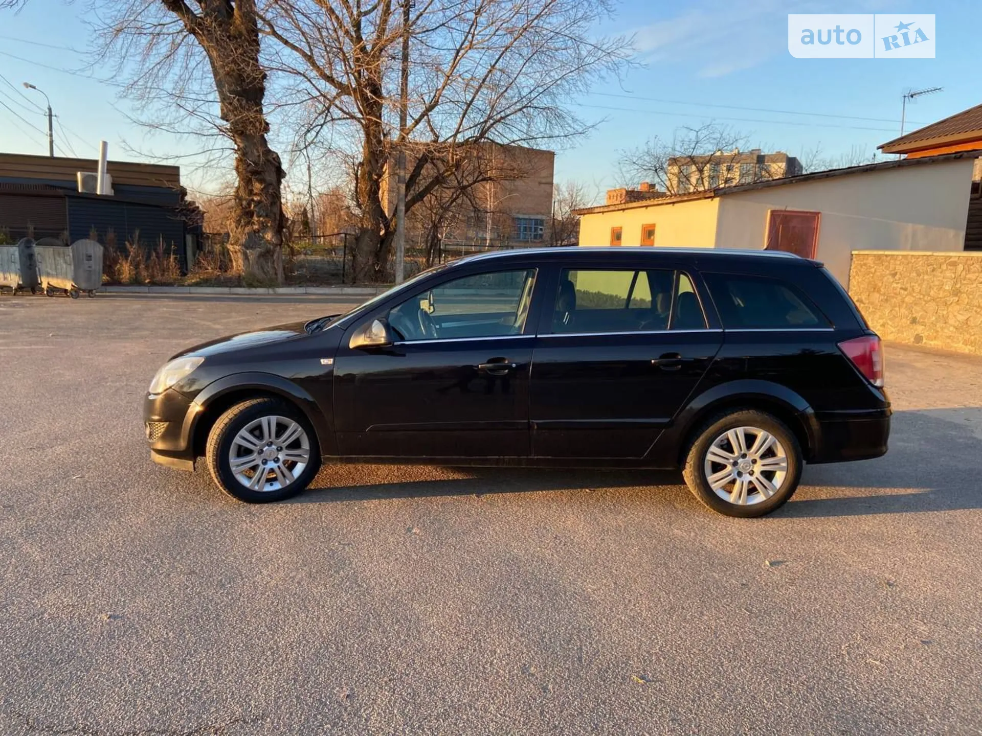2010 Opel Astra - мініатюра 7
