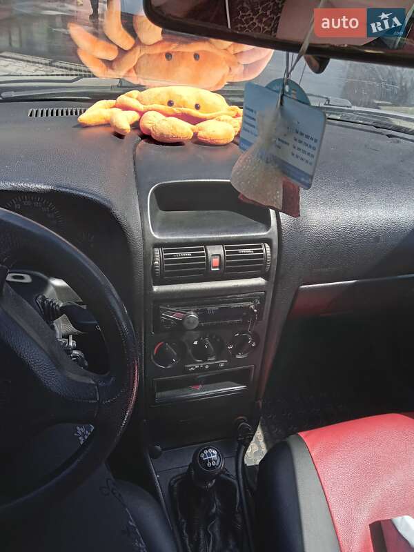 Opel Astra 2003