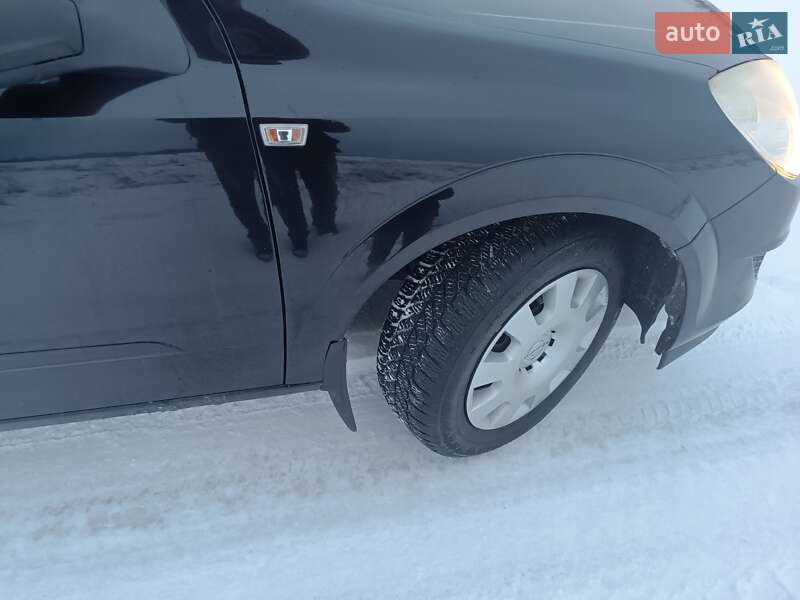 Универсал Opel Astra 2007 в Звягеле