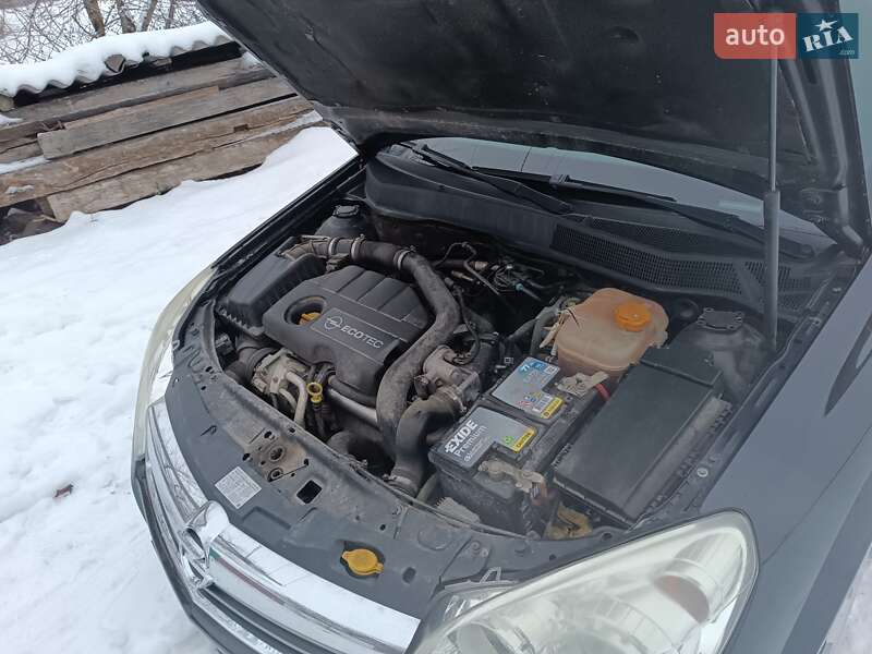 Универсал Opel Astra 2007 в Звягеле