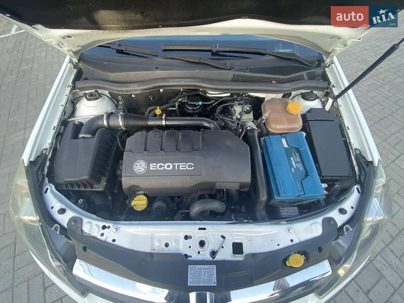 Универсал Opel Astra 2005 в Ковеле