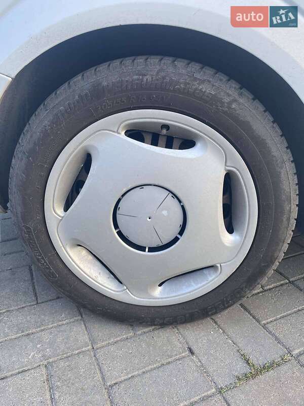 Универсал Opel Astra 2005 в Ковеле