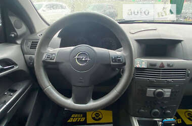 Універсал Opel Astra 2006 в Мукачевому