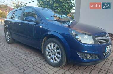 Универсал Opel Astra 2009 в Бучаче