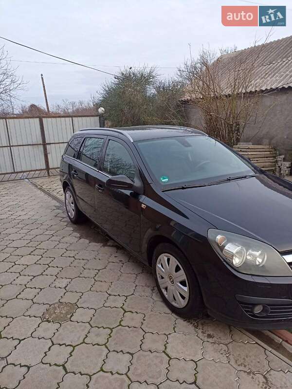 Универсал Opel Astra 2006 в Запорожье