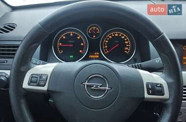 Универсал Opel Astra 2007 в 