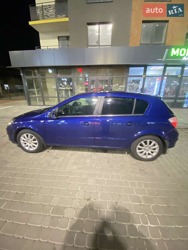 Хетчбек Opel Astra 2004 в Івано-Франківську фото 3 Хетчбек Opel Astra 2004 в Івано-Франківську