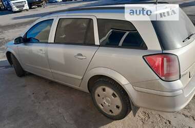 Универсал Opel Astra 2005 в Шепетовке