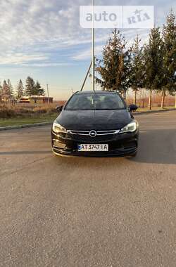 Универсал Opel Astra 2018 в Снятине