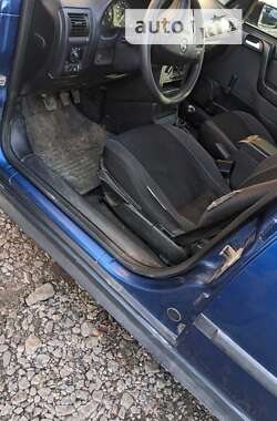 Седан Opel Astra 2005 в Крыжополе