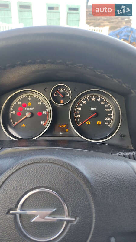 Универсал Opel Astra 2006 в Рогатине