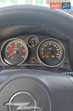 Универсал Opel Astra 2006 в 