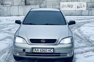 Седан Opel Astra 2008 в 