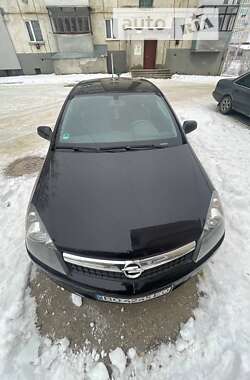 Купе Opel Astra 2009 в Тернополе