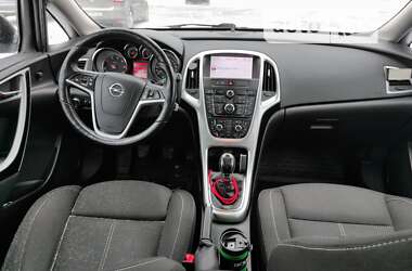Універсал Opel Astra 2013 в Полтаві