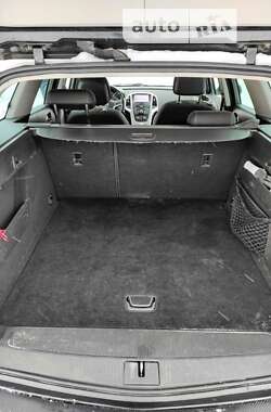Універсал Opel Astra 2013 в Полтаві