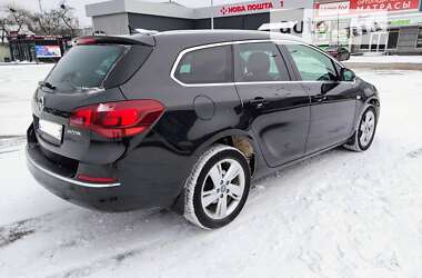 Універсал Opel Astra 2013 в Полтаві