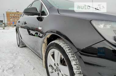 Універсал Opel Astra 2013 в Полтаві