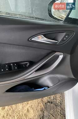 Универсал Opel Astra 2016 в Звенигородке