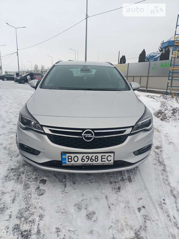 Универсал Opel Astra 2017 в Тернополе