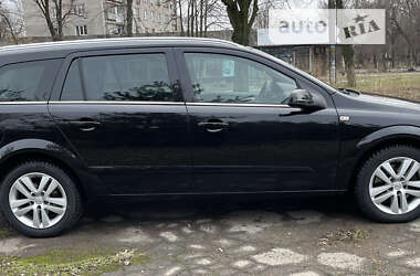 Універсал Opel Astra 2007 в Кам'янському