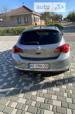 Хетчбек Opel Astra 2013 в Кропивницькому