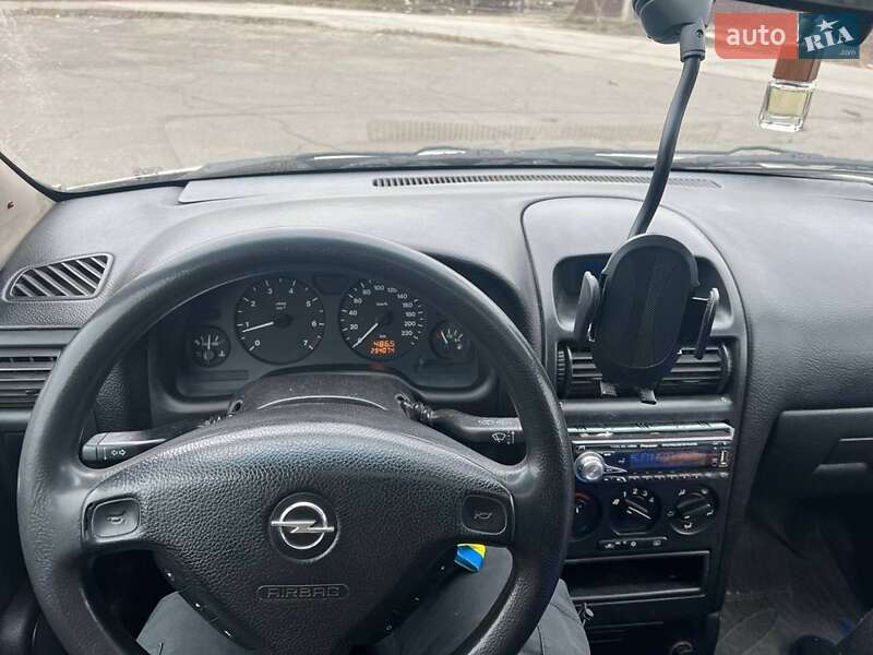 Хэтчбек Opel Astra 2001 в Одессе