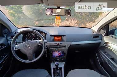 Универсал Opel Astra 2004 в Коломые