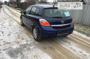 Хэтчбек Opel Astra 2006 в Харькове