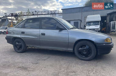 Седан Opel Astra 1992 в 