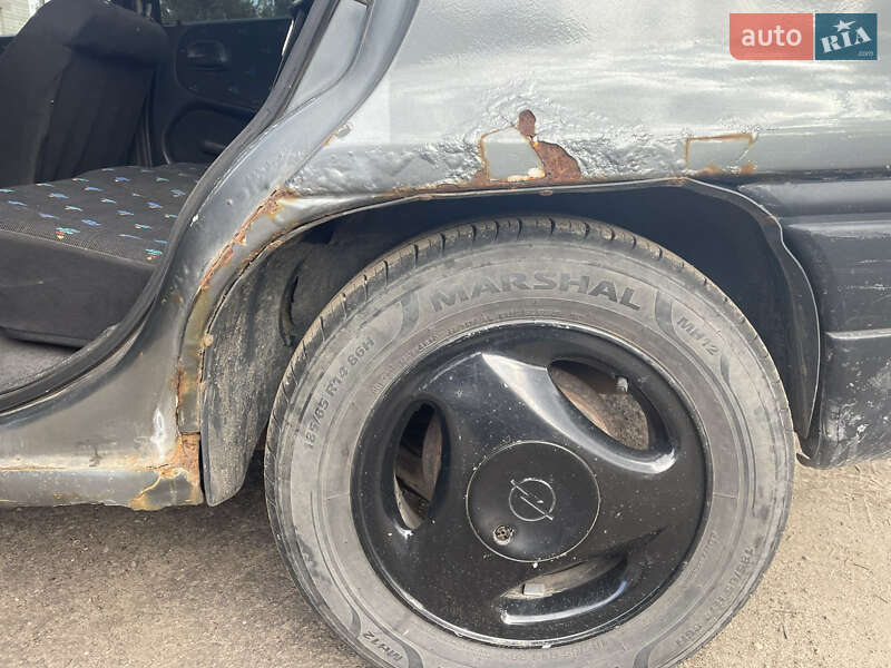 Седан Opel Astra 1992 в Львове фото 9 Седан Opel Astra 1992 в Львове