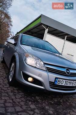 Универсал Opel Astra 2009 в Бережанах