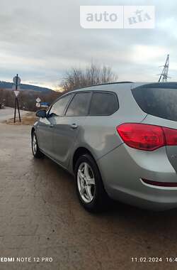 Універсал Opel Astra 2011 в Турці