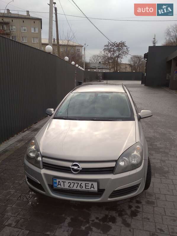 Універсал Opel Astra 2004 в Івано-Франківську фото 3 Універсал Opel Astra 2004 в Івано-Франківську