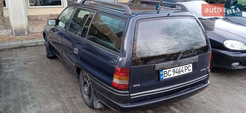 Універсал Opel Astra 1994 в Львові