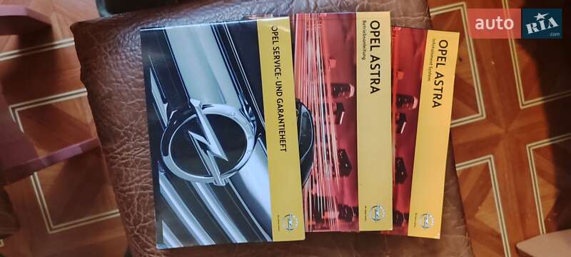 Универсал Opel Astra 2012 в Киеве