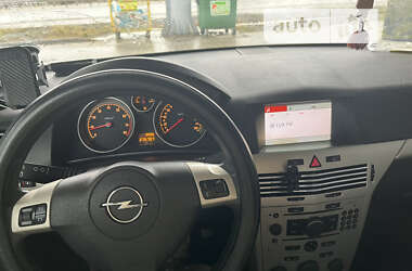 Універсал Opel Astra 2008 в Львові