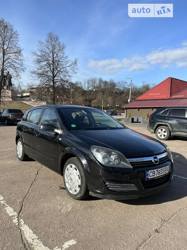 Хэтчбек Opel Astra 2005 в Чернигове