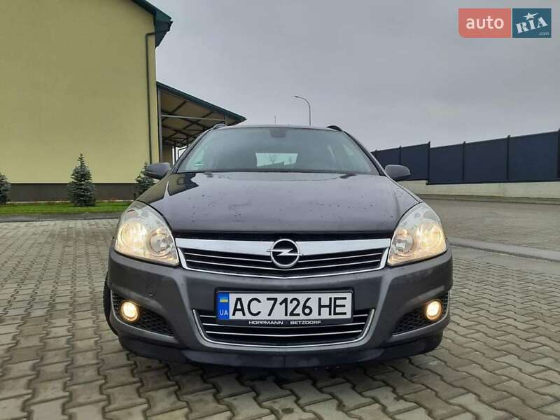 Универсал Opel Astra 2008 в Луцке