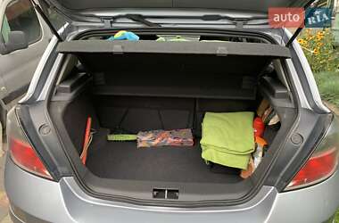 Хэтчбек Opel Astra 2008 в 
