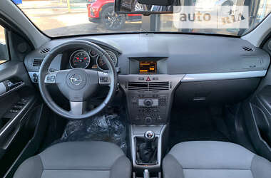 Универсал Opel Astra 2006 в Харькове