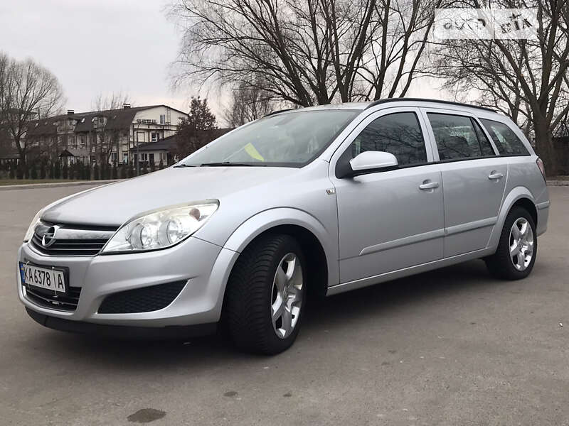 Универсал Opel Astra 2008 в Борисполе