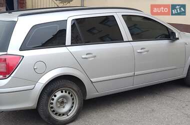 Универсал Opel Astra 2006 в Тетиеве