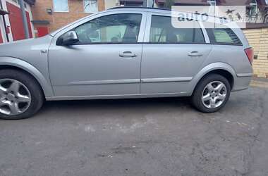 Універсал Opel Astra 2007 в Дніпрі