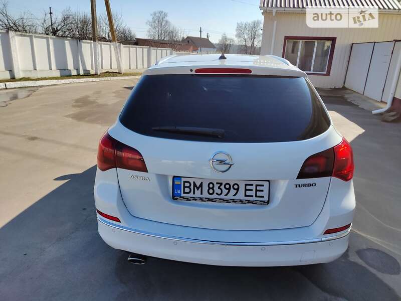 Универсал Opel Astra 2014 в Краснополье