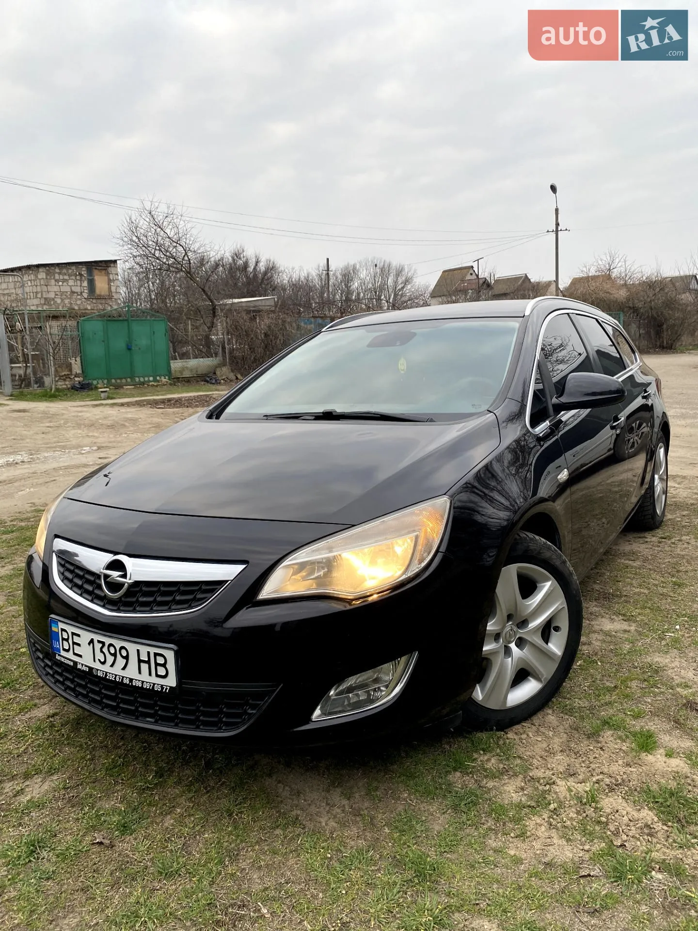 2011 Opel Astra - мініатюра 10