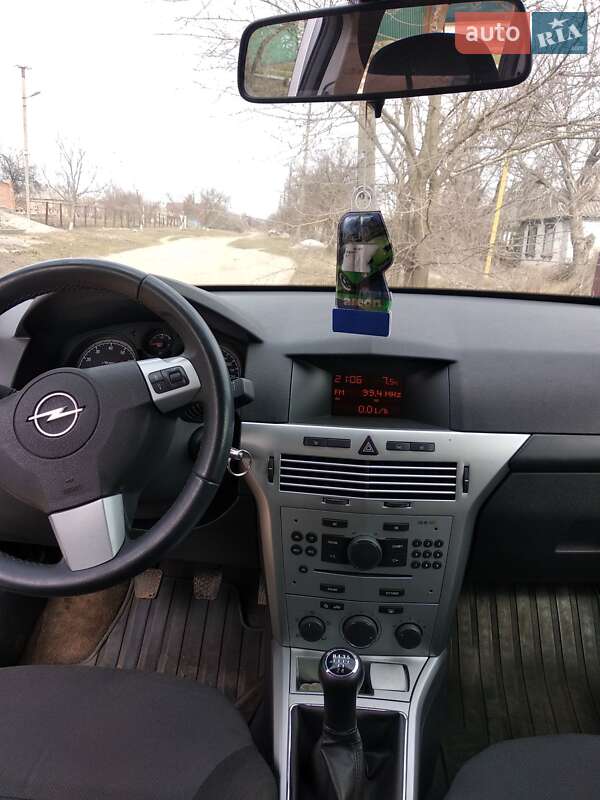 Универсал Opel Astra 2011 в Александрие фото 5 Универсал Opel Astra 2011 в Александрие